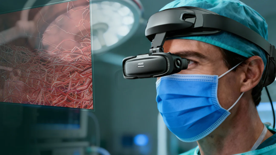 Core Functional Roles of 3D Headsets in Medical and Industrial Applications